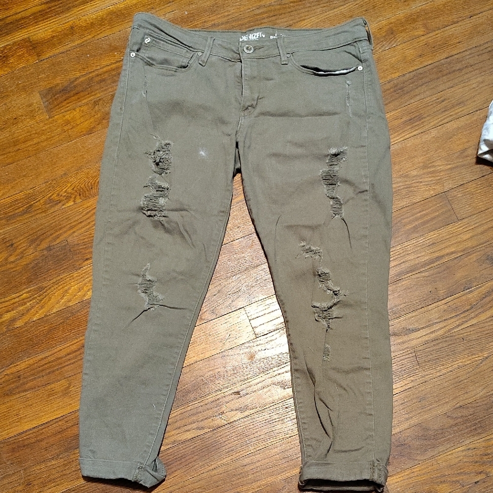 Levi's Khaki Boyfriend Jeans